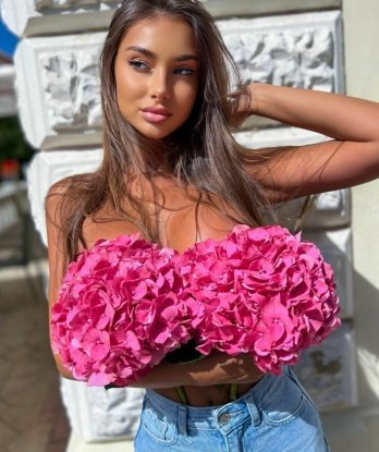 Арина, 22 года, 3 размер груди